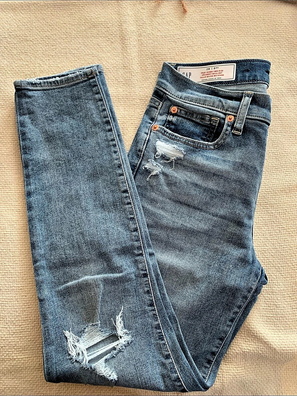 Gap True Skinny Mid Rise Jeans Distressed Blue Jeans